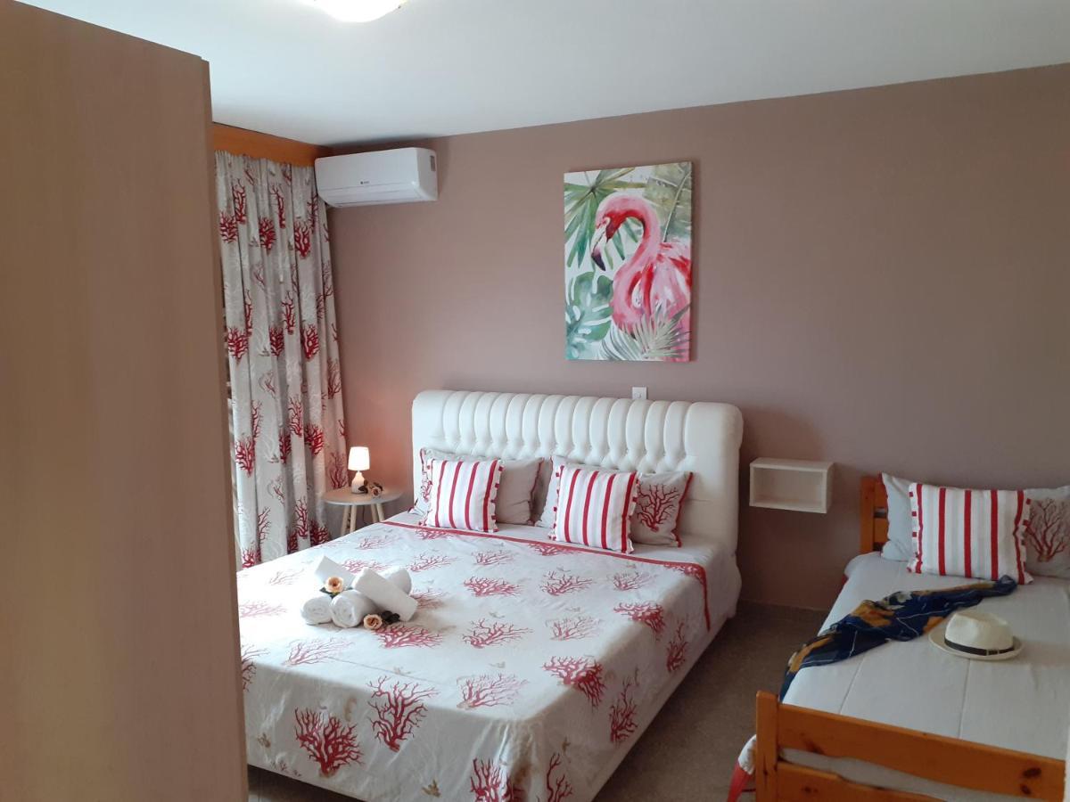 Athanasia Rooms Maries  Esterno foto