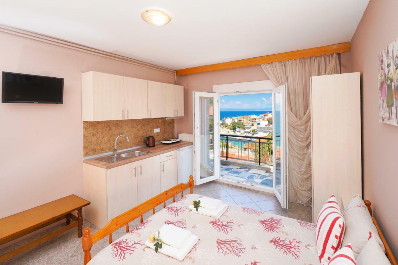 Athanasia Rooms Maries  Esterno foto